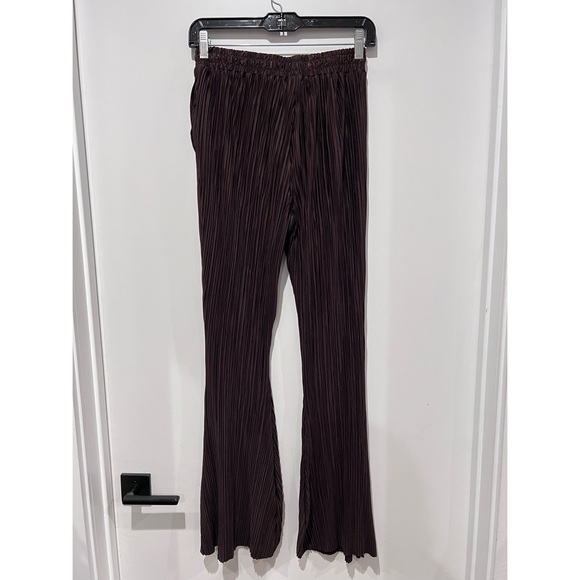 The giving movement FLARED PLISSE100© PANTS - Picture 7 of 7